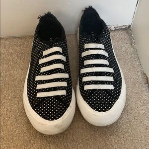 Rocket dog slip on sneakers